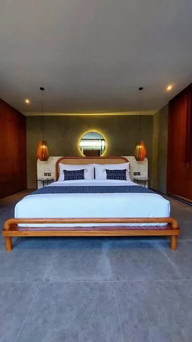 Akhila 5 - 1 Bedroom Modern Tropical Villa At The Heart Of Seminyak