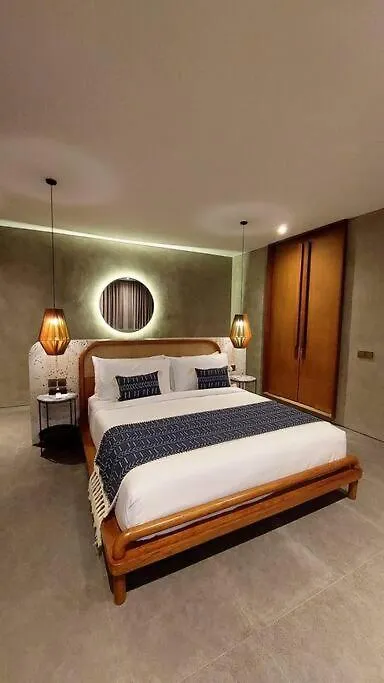 Akhila 5 - 1 Bedroom Modern Tropical Villa At The Heart Of Seminyak