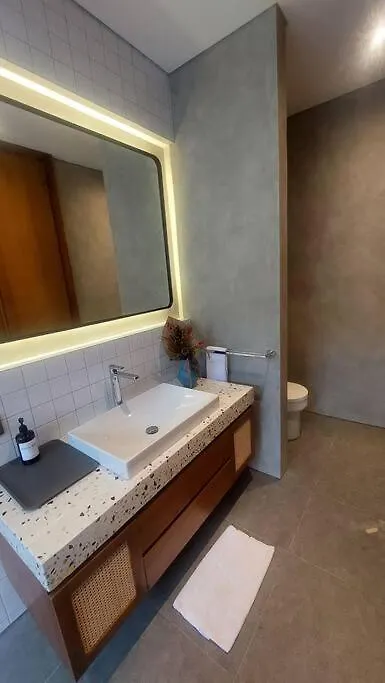 Akhila 5 - 1 Bedroom Modern Tropical Villa At The Heart Of Seminyak