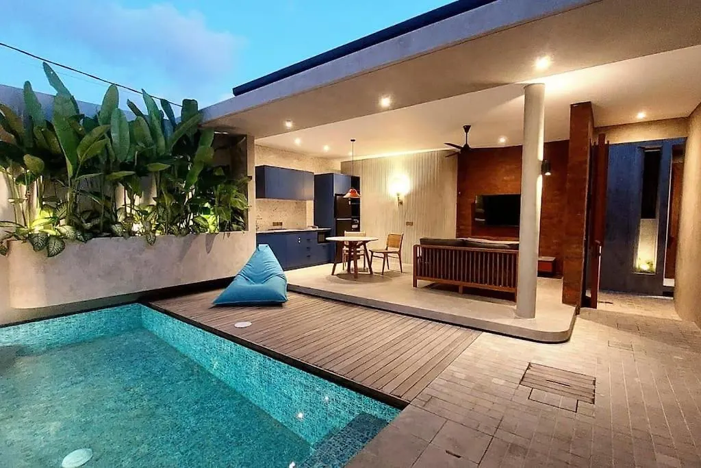 Akhila 5 - 1 Bedroom Modern Tropical Villa At The Heart Of Seminyak